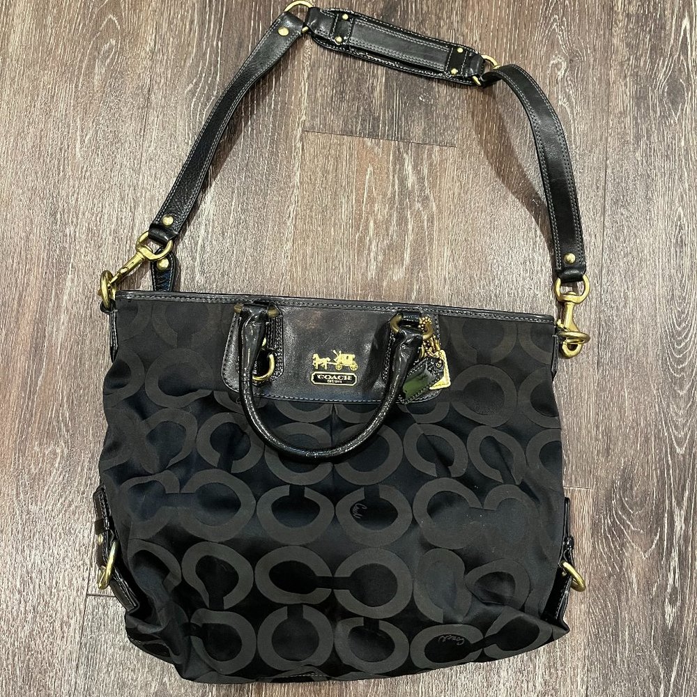 Authentic Large Coach Black  Handbag with Shoulder Strap